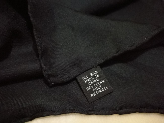 ผ้า 100% silk สีดำพื้น