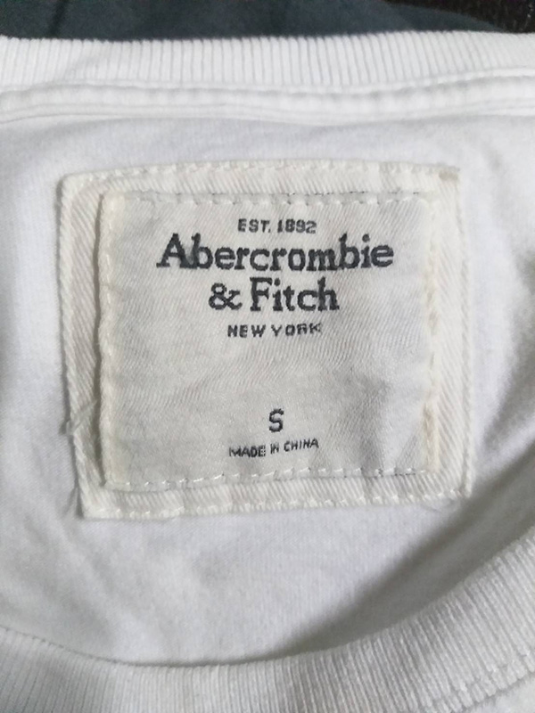 เสื้อแขนยาว ABERCROMBIE SzS ผ้าดีมากๆๆๆ
