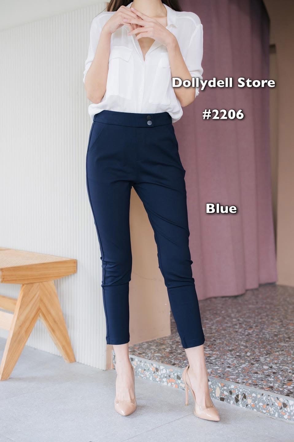 กางเกงเอวด้านหลังเป็นสม๊อคยืดได้ แต่งกระดุมหลอกช่วงเอวด้านหน้า มีกระเป๋าจริงเนื้อผ้าคุณภาพดี ใส่สบาย : สินค้าคุณภาพ (พร้อมส่ง)