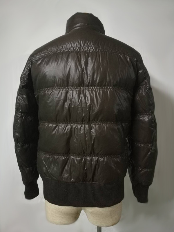 โค้ทขนเป็ด Uniqlo อก 44 สีน้ำตาลไหม้