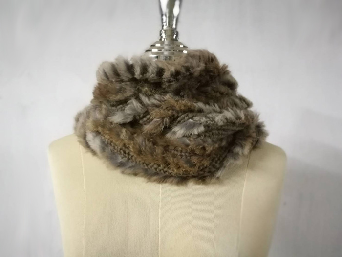 ผ้าพันคอโดนัทขนกระต่ายแท้ สุดนุ่มมมม สวยมาก