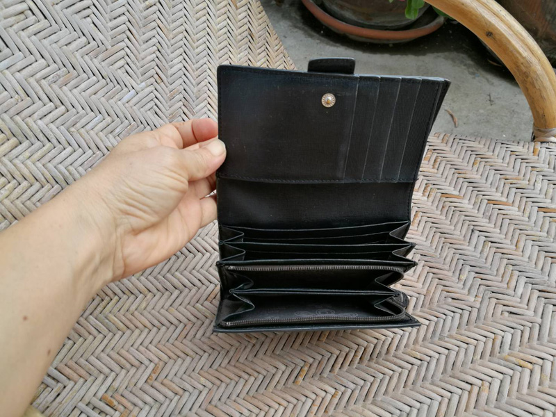 กระเป๋าสตางค์ COCCO FIORE หนังแก้ว ช่องเยอะ