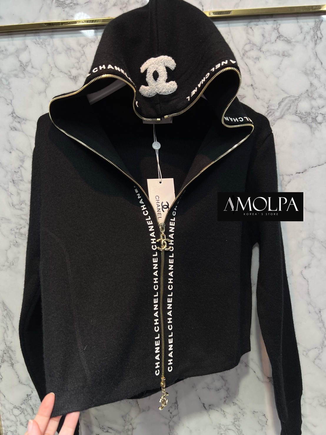 JACKET CHANEL KNIT งานhiend งานสวยสุดปัง ชนช๊อป สวยจี๊ด เนื้อผ้าดีม๊าก ผ้าใส่สบายมากกกก ห้ามพลาด ใส่สบายสุดๆ ใส่สบาย : สินค้าคุณภาพ (พร้อมส่ง)