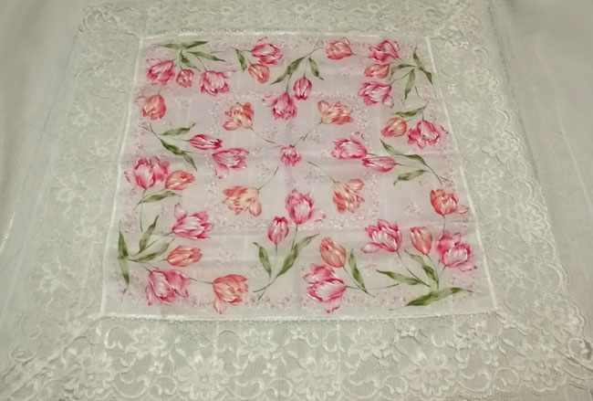 ผ้าเช็ดหน้าลูกไม้ Pierre Cardin สวยอลังสุดๆ