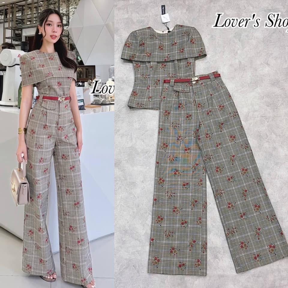 Set 3ชิ้น เสื้อทรงคลุมไหล่เข้ารูป งานซิบหลัง มาพร้อมกางเกงเอวสูง ทรงสวย ทรง ขากระบอกกลาง มาพร้อมเข็มขัด ใส่สบาย : สินค้าคุณภาพ (พร้อมส่ง)