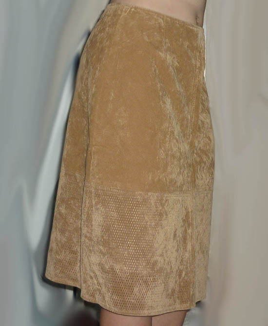 #2กระโปรงผ้ากำมะหยี่ สวยมากๆ 26.5-38-21.5