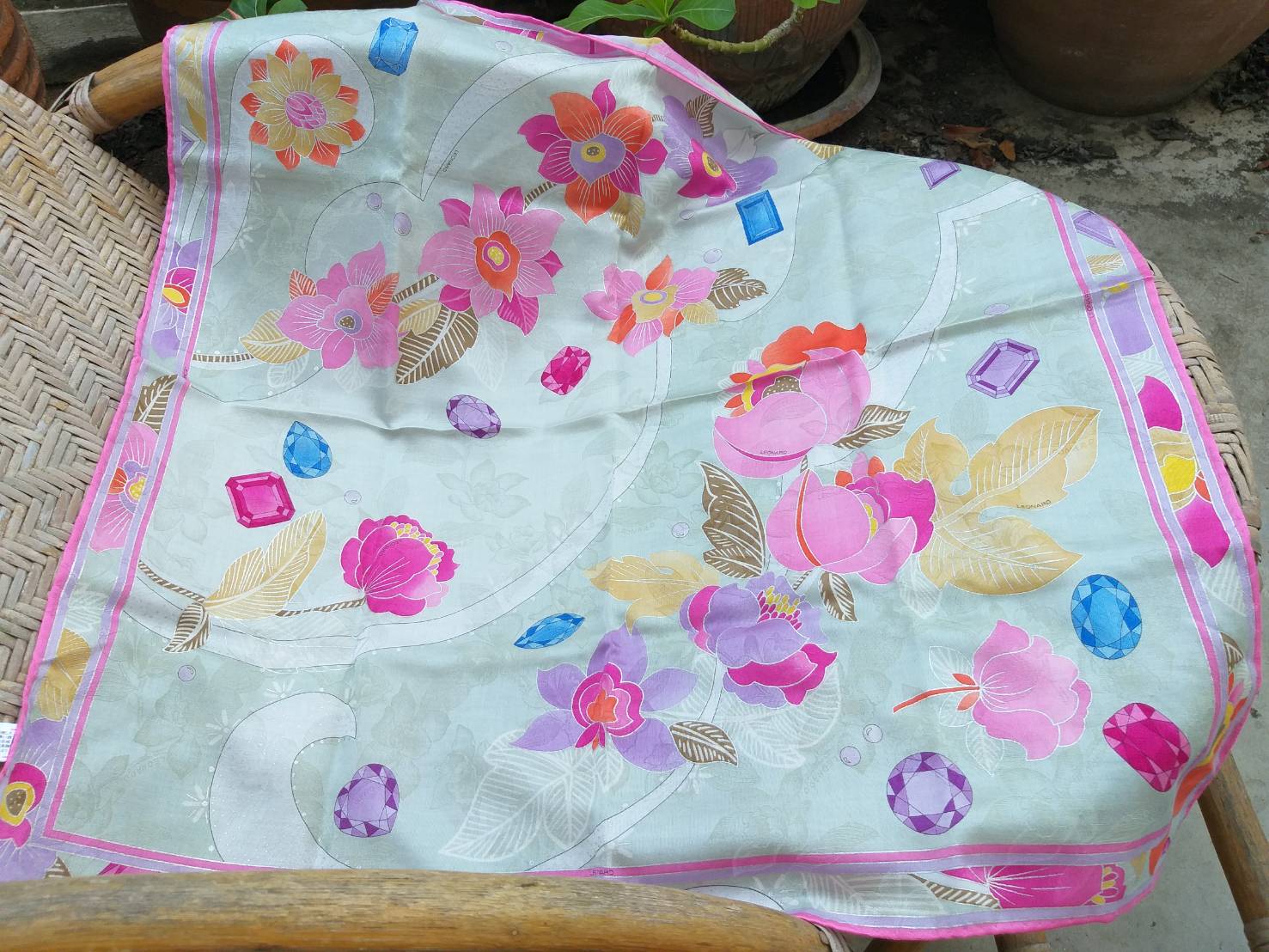 ผ้าเช็ดหน้า LEONARD ผ้านุ่มมากกก สวยมากกกก