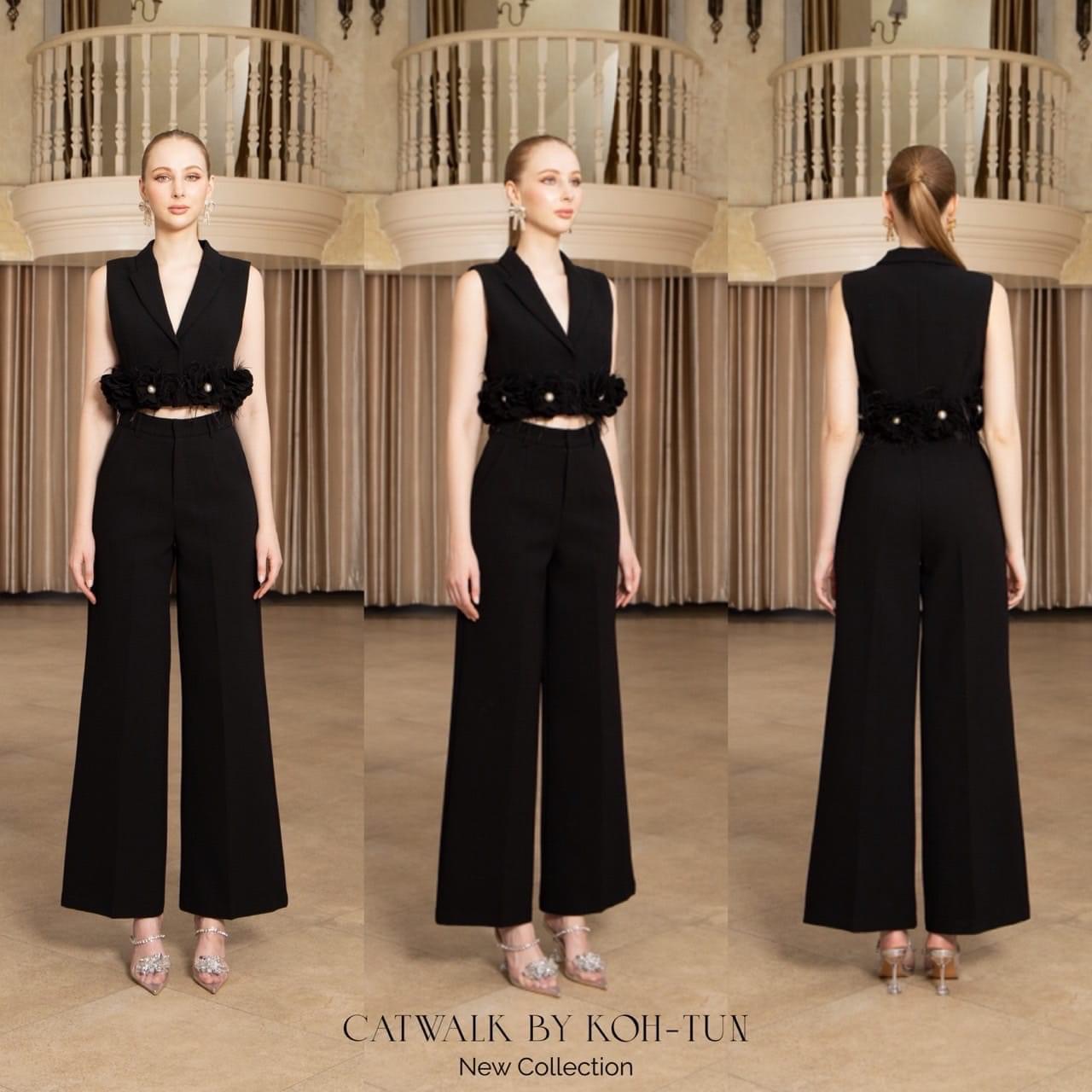 เซตครอปสูทแต่งดอกไม้ขนนกประดับมุก +กางเกงขายาว เอวสูง ทรงสวย เนื้อผ้าเกรดเอ ใส่สบาย สินค้าคุณภาพ (พร้อมส่ง)