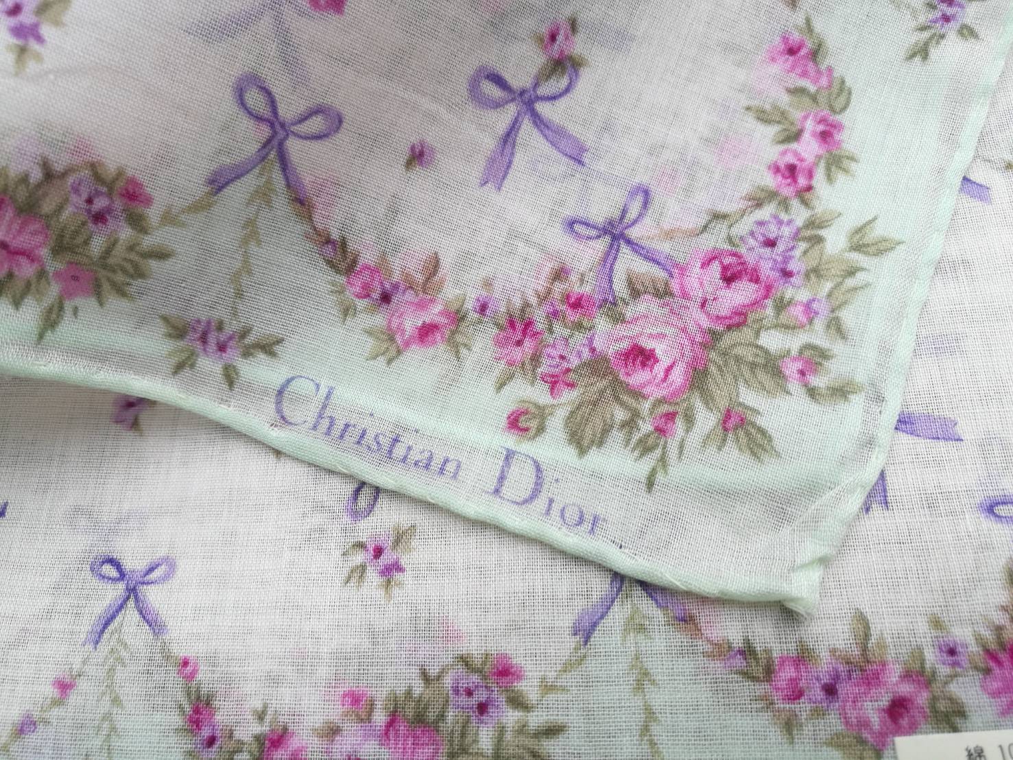 ผ้าเช็ดหน้า Christian Dior ผ้านุ่มมากกก