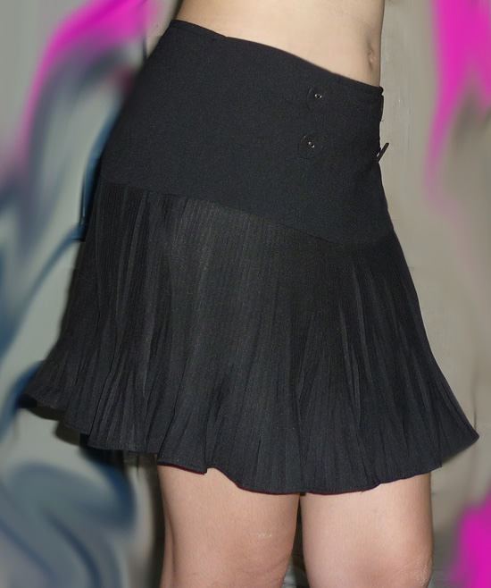 กระโปรงพลีทชายย้วย น่ารักมาก แบรนด์ gatta 28-35-13.5