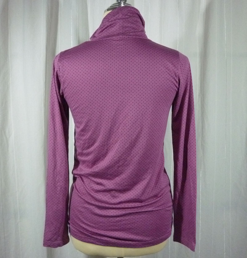 เสื้อฮีทเทคหญิง Uniqlo Heattech Sz S-M