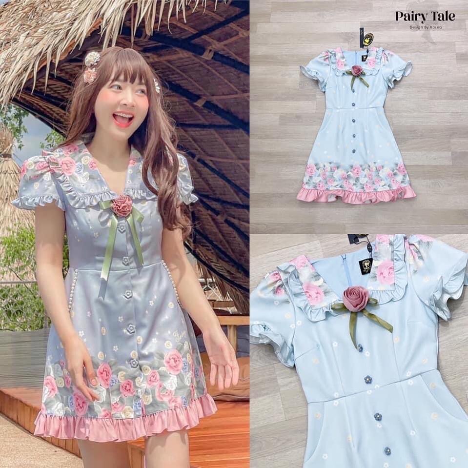 เดรสพิมพ์ลายดอกกุหลาบ แขนระบายจับจีบ มีเข็มกลัดดอกไม้แยกให้นะคะ งานสวย สินค้าคุณภาพ (พร้อมส่ง)