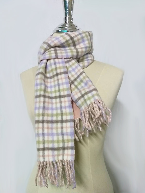ผ้าพันคอ Barbour Made in Scotland ติดลบหนัก