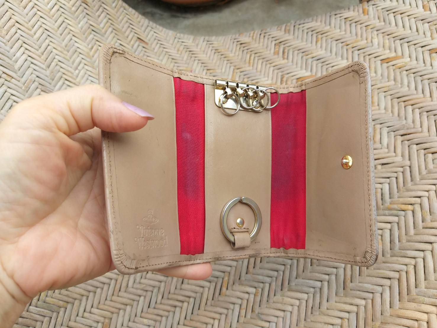 กระเป๋าพวงกุญแจ Vivienne Westwood ของแท้