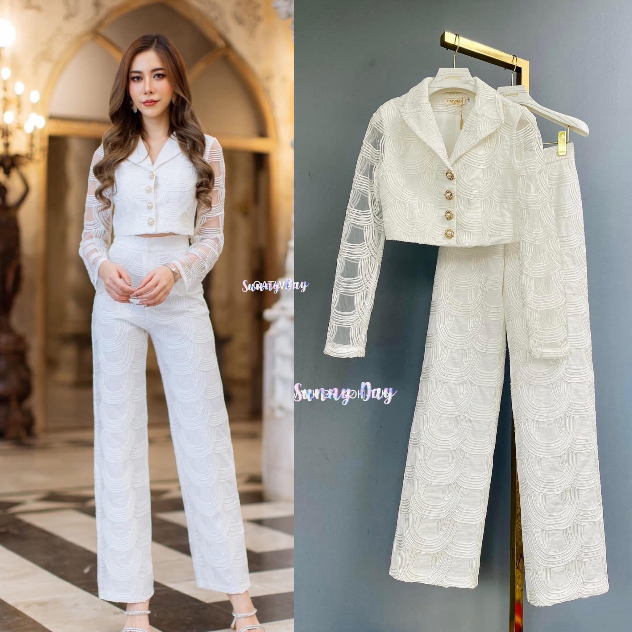 เซตเสื้อซีทรูแขน+กางเกงทรงสวย เนื้อผ้ารุ่นนี้เป็นผ้าตาข่ายเดินลายเส้นด้วย เส้นด้ายทั้งตัว เนื้อนุ่มใส่สบาย สินค้าคุณภาพ (พร้อมส่ง)