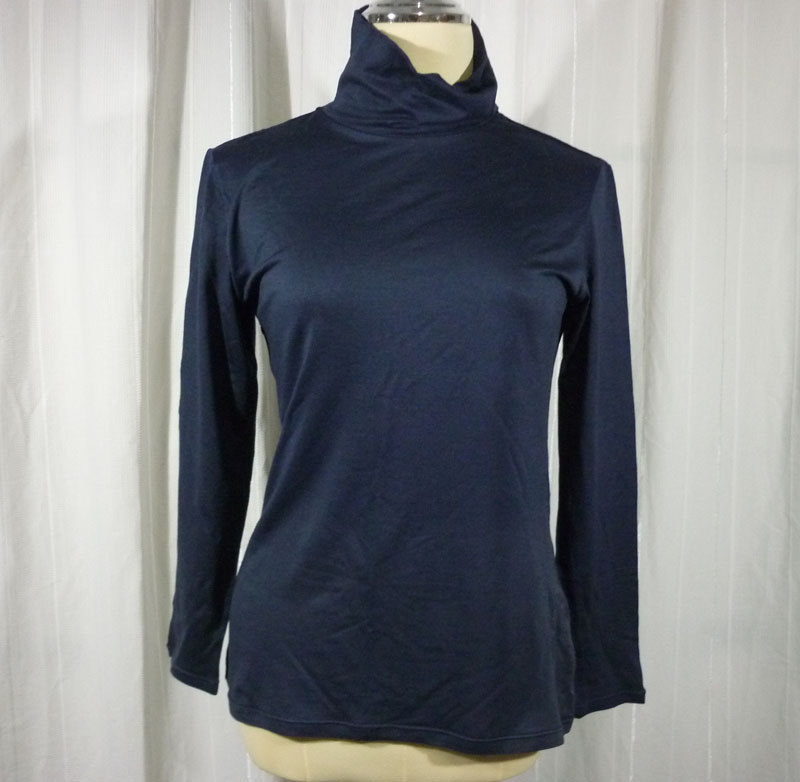 เสื้อฮีทเทคหญิง สีกรม Uniqlo ไซด์ XL