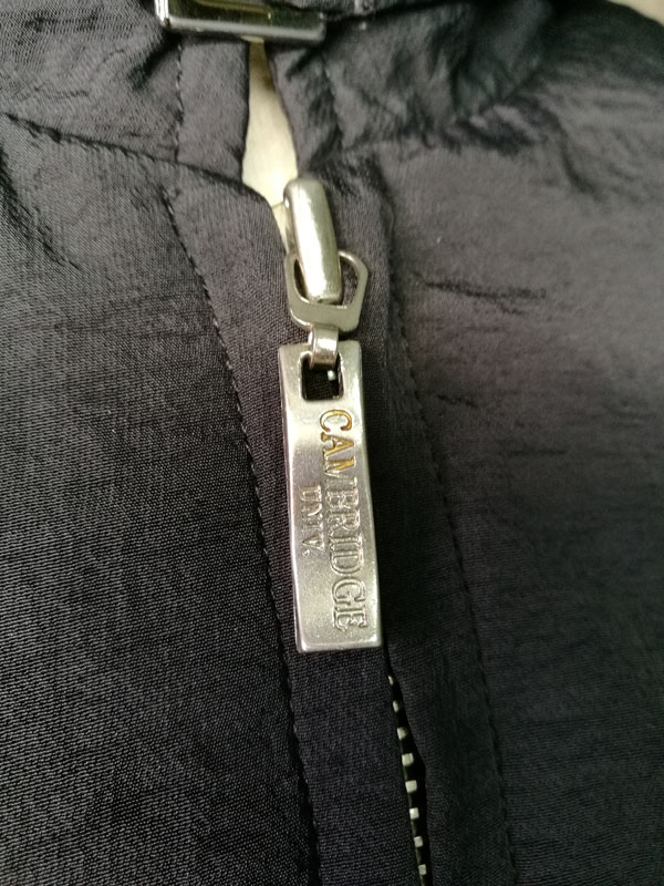 แจ็คเก็ต Univ. of Cambridge เท่ๆ อุ่นๆ