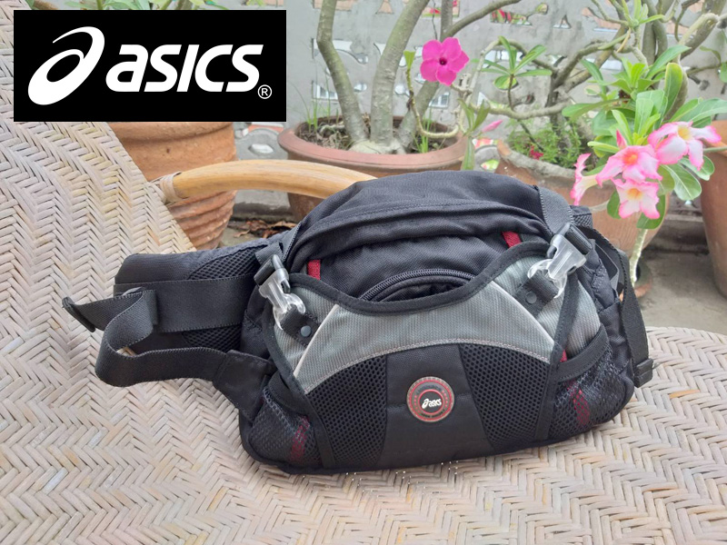 กระเป๋าคาดเอว asics (ของใหม่)