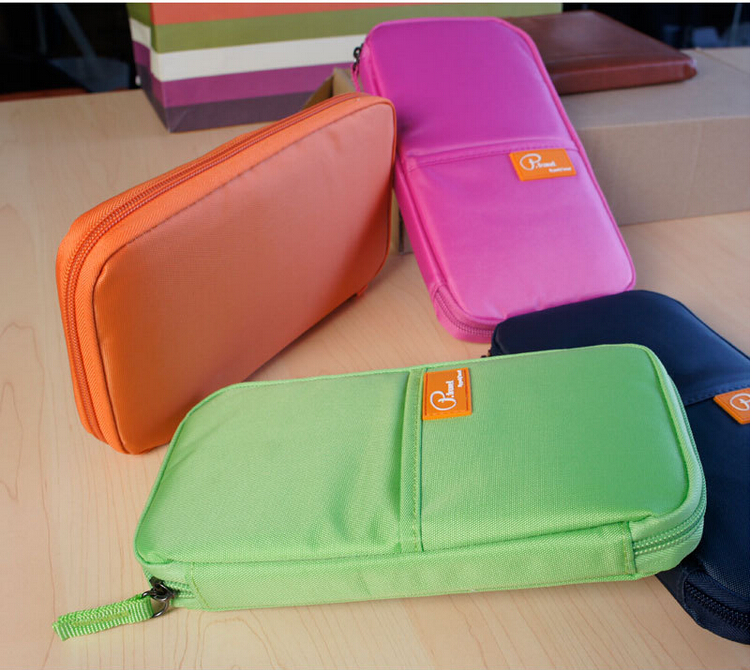 กระเป๋าใส่พาสปอร์ต กระเป๋าใส่หนังสือเดินทาง ใส่เอกสารสำคัญ ช่องเยอะ มีสายคล้องมือ พกพาสะดวก ผลิตจากไนล่อนกันน้ำ คุณภาพดี