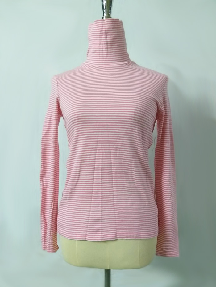 เสื้อคอเต่า Uniqlo ไซด์ M ผ้าดีมากกก