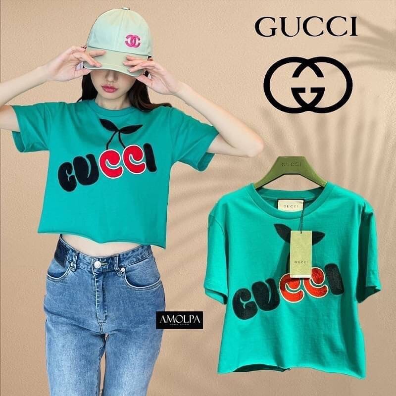 เสื้อยืด Collection ลายใหม่ งานปัก 3D CHERRY 2021SS งานน่ารักมาก ผ้าเด้งใส่สบายมากกกก ห้ามพลาดเลยนะคะ ใส่สบายสุดๆ : สินค้าคุณภาพ (พร้อมส่ง)