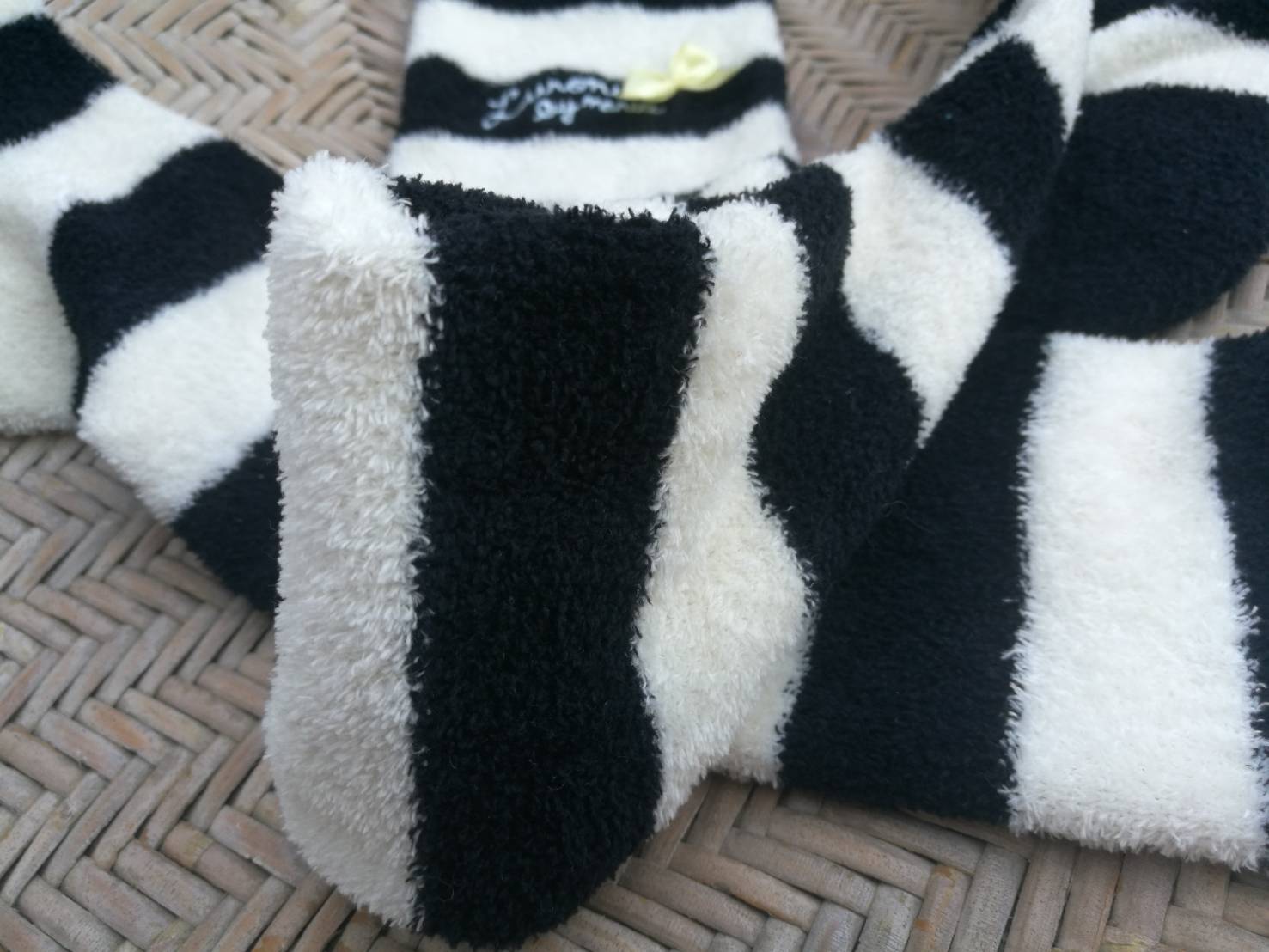 ถุงเท้ายาวเนื้อขน นุ่มมากกก อุ่นมากกก