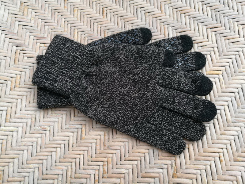 ถุงมือไหมพรม HK WORKS LONDON