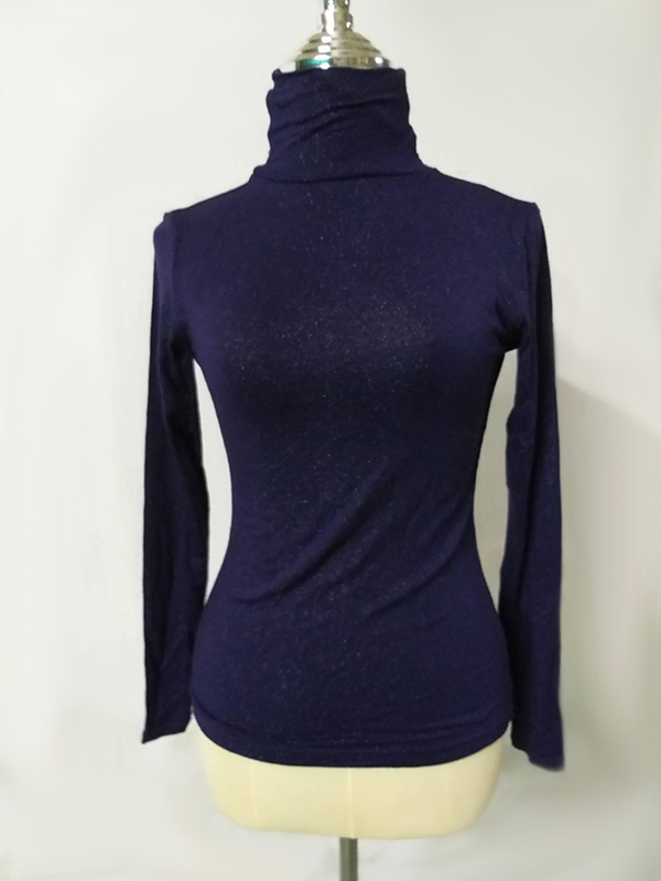 เสื้อฮีทเทคหญิง ม่วงกลิตเตอร์ TOPVALU (มือ1)