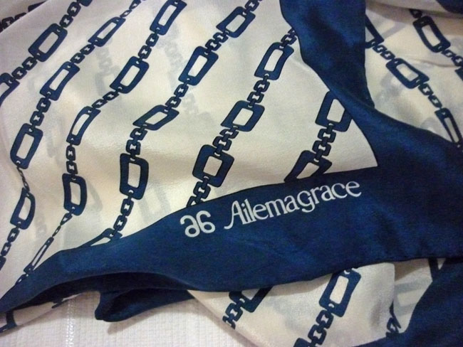 ผ้าพันคอผืนใหญ่ ผูกคอ ผูกผม 100% silk Ailemagrace