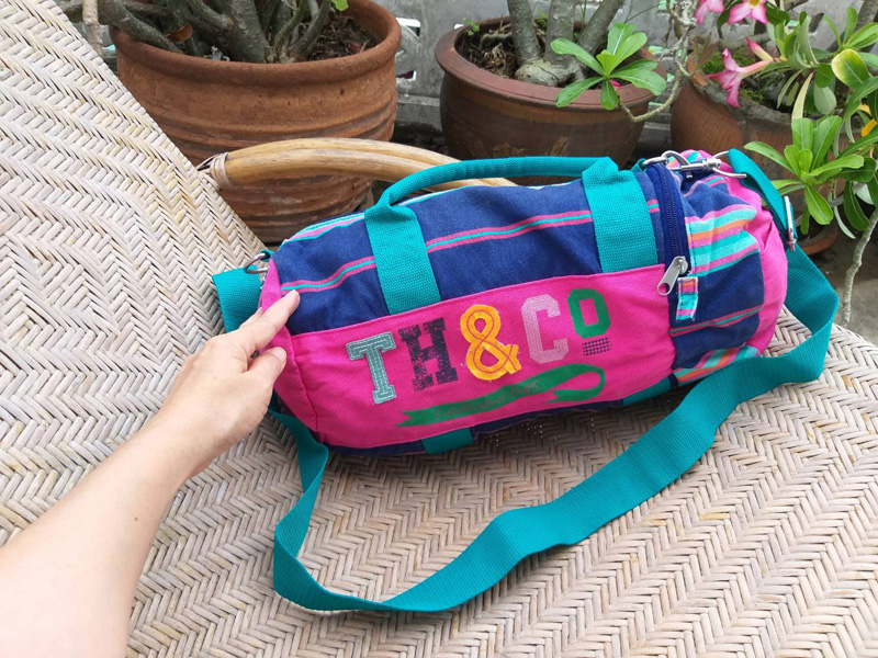 กระเป๋าทรงหมอน TOMMY สีสวยสดใส