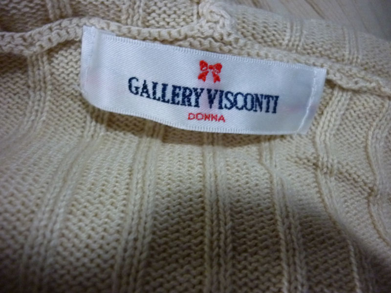 เสื้อไหมพรมมีฮู้ด จากญี่ปุ่น ไซด์ S แต่งระบาย น่ารักมาก