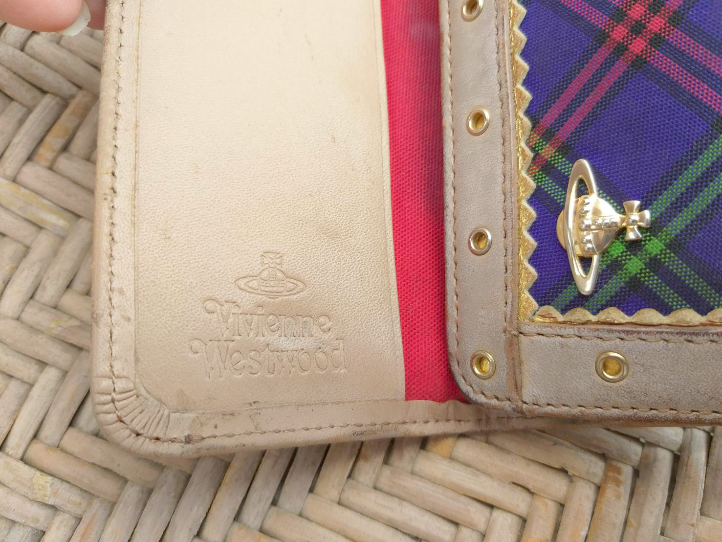 กระเป๋าพวงกุญแจ Vivienne Westwood ของแท้