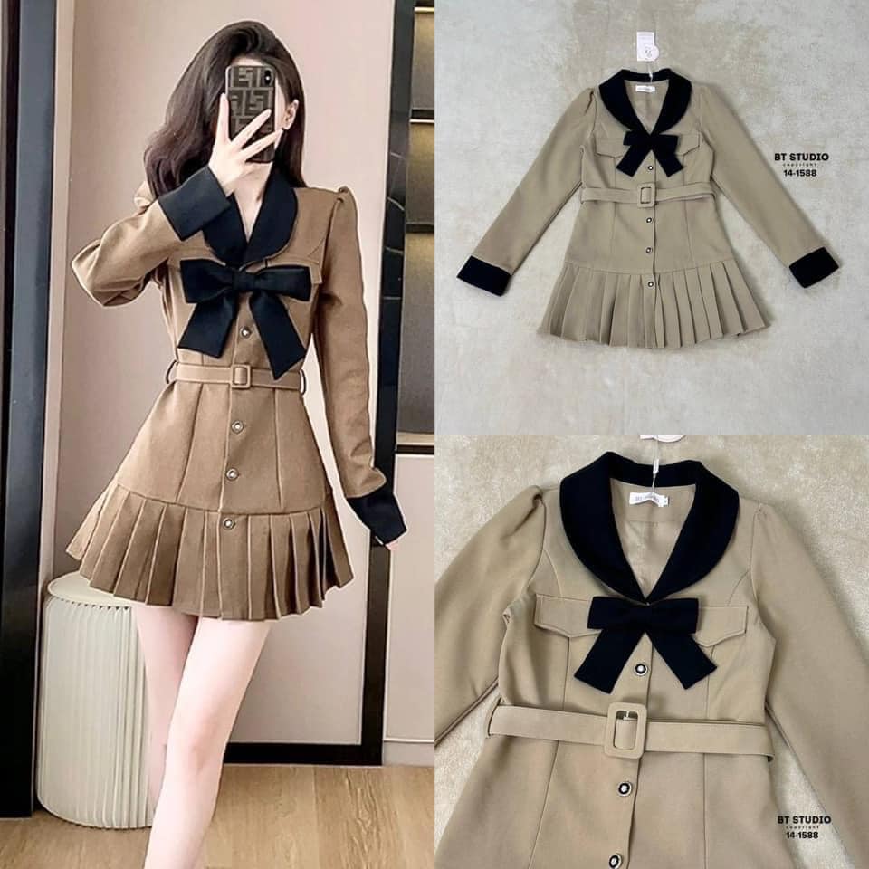 เดรสสั้นแขนยาวคอปกกระดุมหน้า คอปกสีดำติดโบ กระเป๋าใช้งานได้จริง กระดุมลายดำแต่งทอง ปลายแขนแต่งตัดต่อสีดำ กระโปรงจับจีบมาพร้อมเข็มขัด ใส่สบาย : สินค้าคุณภาพ (พร้อมส่ง)