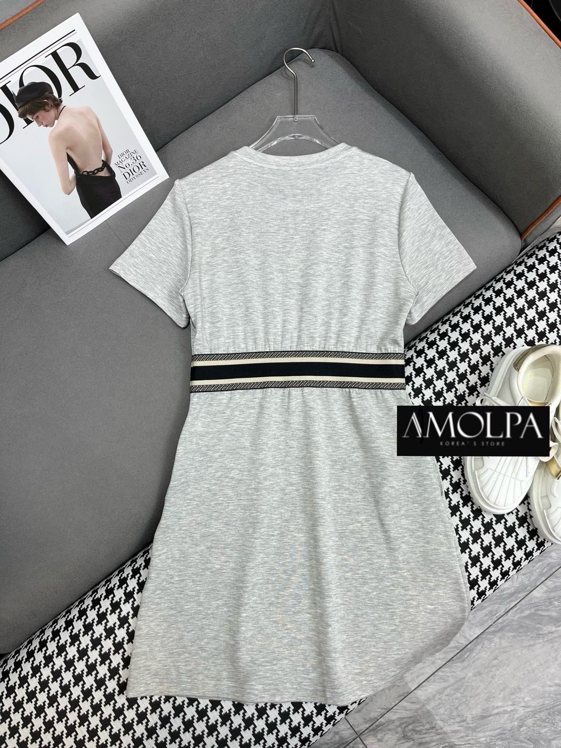 DRESS CD. ใส่เดินห้างชิวๆ งานสวยม๊ากกก สวยหรู ดูแพงสุดๆ งานมีน้ำหนัก ผ้าอย่างดี . สินค้าคุณภาพ (พร้อมส่ง)