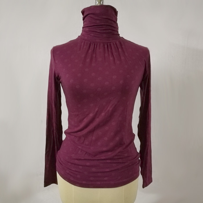 เสื้อฮีทเทคหญิง TOPVALU Sz M (ของใหม่)