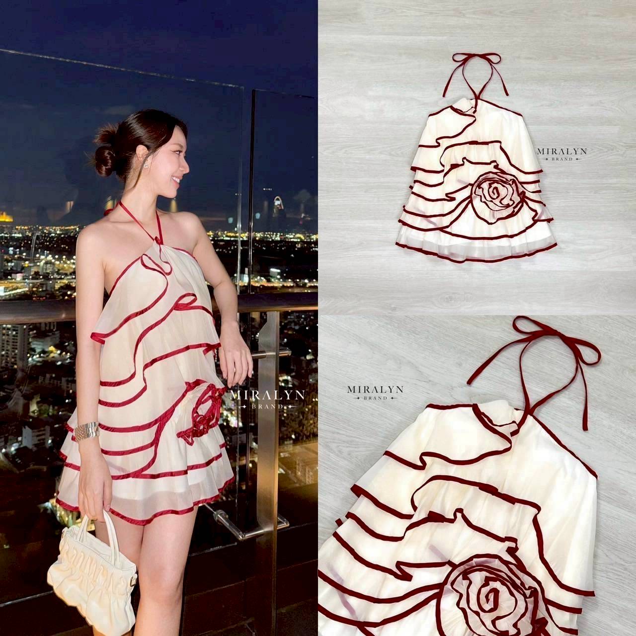 เดรสทรงระบายผูกสายคล้องคอผ้าซีทรูสีครีมแต่งขอบชายระบายสีแดงดีเทลเก๋แต่งระบายเป็นชั้นๆและแต่งดอกดอกไม้ ใส่สบาย : สินค้าคุณภาพ (พร้อมส่ง)