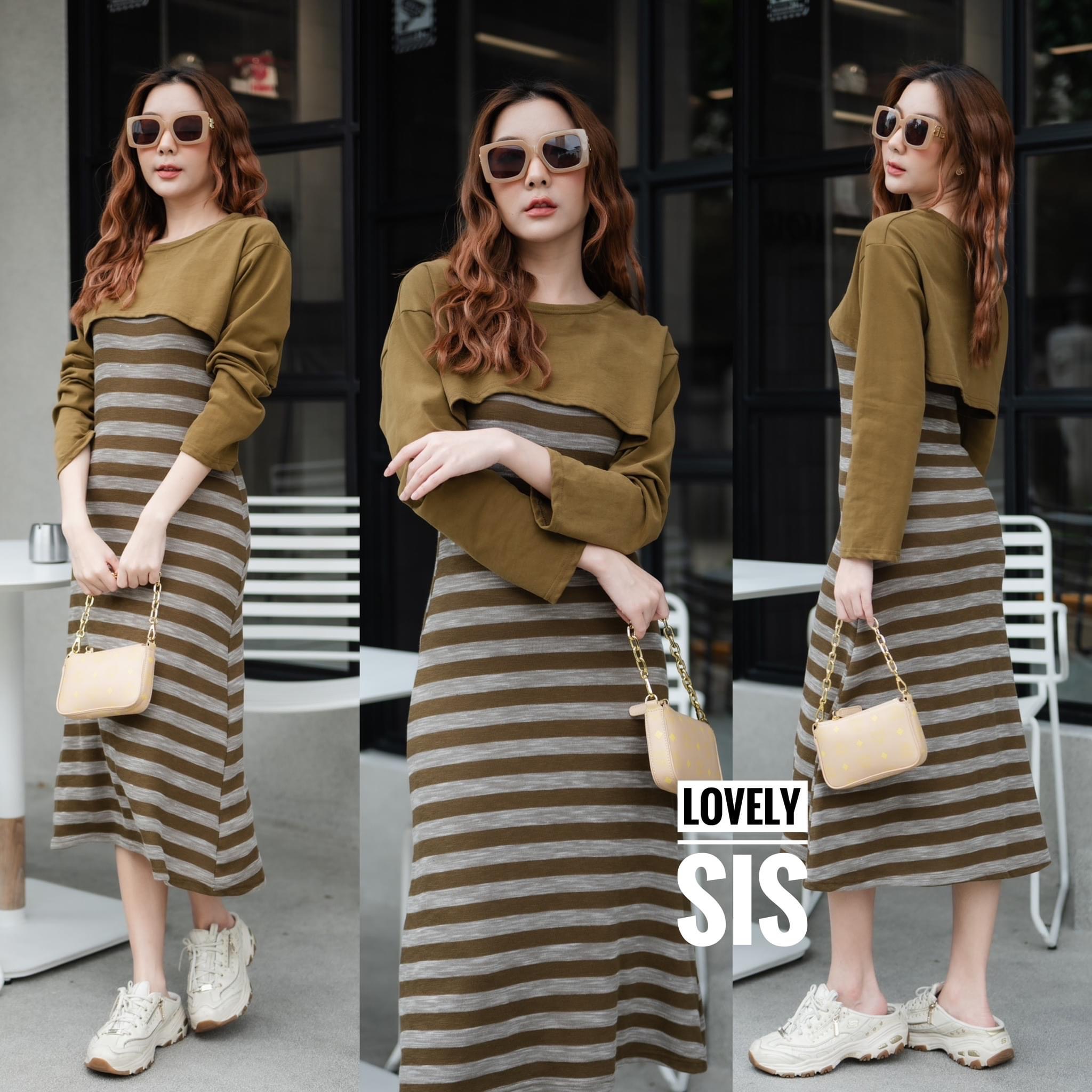 Set 2 pcs เดรสกล้ามตัวยาวผ้า knit เนื้อบางทอลายริ้ว มาพร้อมเสื้อยืดแขนยาวตัวนอก ใส่คลุมแบบปิดไหล่หรือเปิดไหล่ได้ตามชอบ ใส่สบาย สินค้าคุณภาพ (พร้อมส่ง)