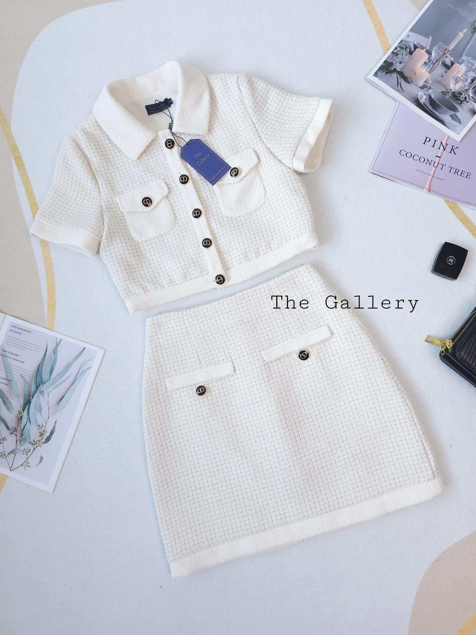 ชุด เสื้อ+กระโปรง เนื้อผ้าทวิตเทคเจอร์พรีเมี่ยม หรูหราอย่างดีเหมือนเดิม ห้ามพลาด. ใส่สบาย สินค้าคุณภาพ (พร้อมส่ง)