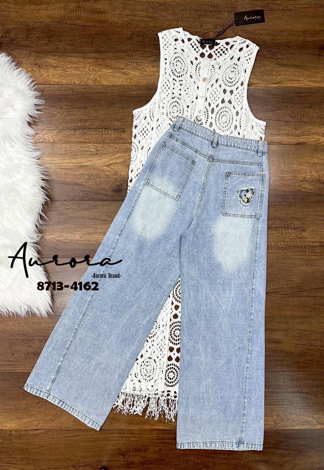 Setเสื้อนิตติ้งถักไหมฉลุตัวยาว โทนสีขาว ผ้าดี๊ดี ผ้าดีมากๆ ทรงปล่อยๆ ใส่สบายๆ ด้านหน้ามีกระดุมแกะใช้งานได้จริง ใส่สบาย : สินค้าคุณภาพ (พร้อมส่ง)