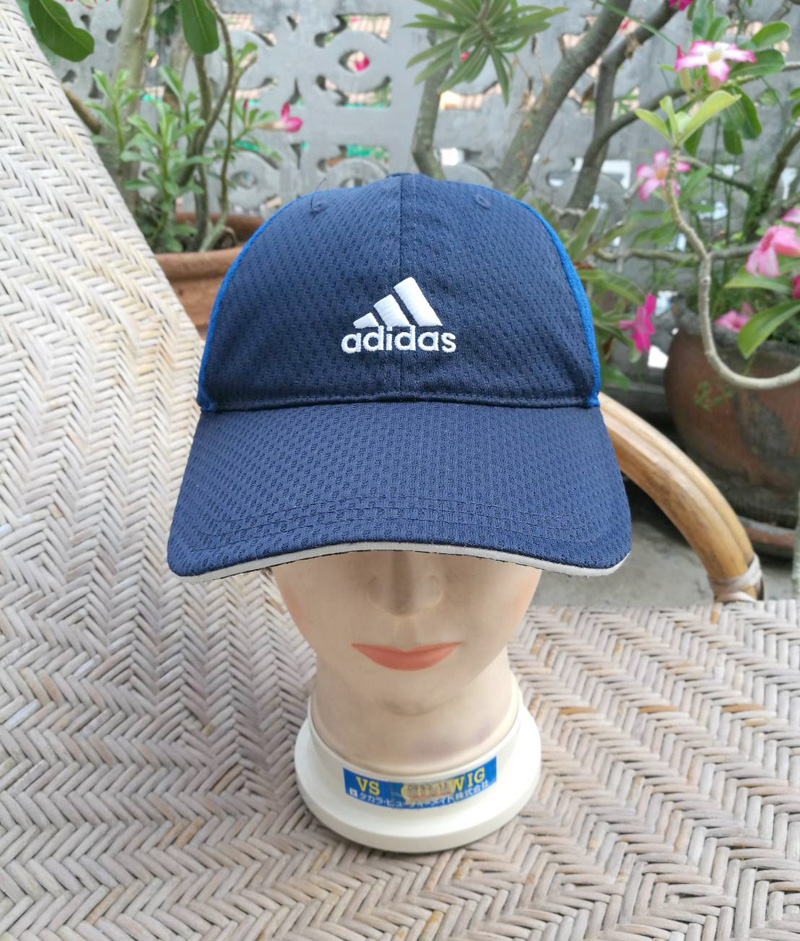 หมวกแก๊ป adidas สวยมาก