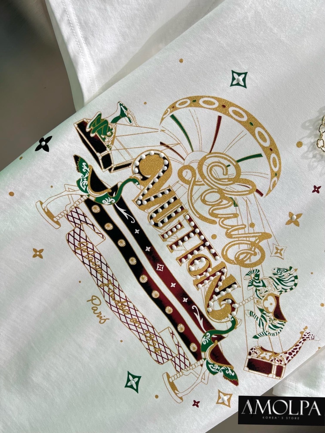 เสื้อยืด LV งานน่ารักมาก ผ้าใส่สบายมาก ใส่สบายสุดๆ ..สวยสับบของจริง เก็บเองแล้วทุกสี ใส่สบาย : สินค้าคุณภาพ (พร้อมส่ง)