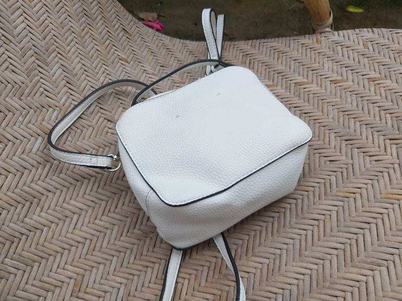 กระเป๋าสะพาย MANGO ของแท้ (ของใหม่)