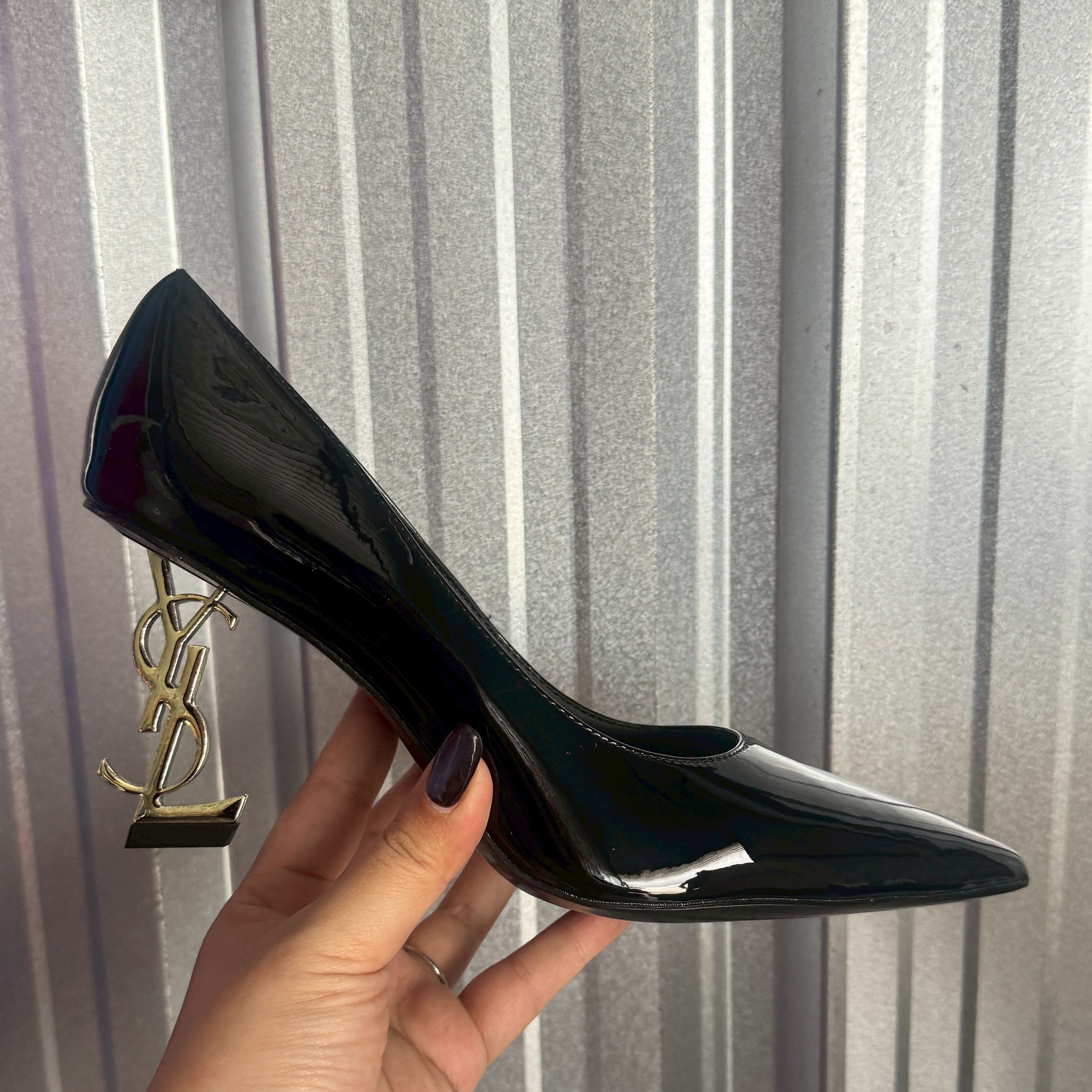 รองเท้าไซส์ใหญ่ 42-45 ส้นสูงไซส์ใหญ่ ส้นสูงยิปแซง ส้นสูงแบรนด์เนม HighEnd Copbrand KR1157BN