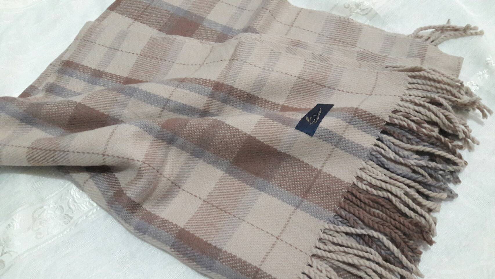 ผ้าคลุมไหล่ พันคอผืนใหญ่ Eclore 100% Wool /ของใหม่/