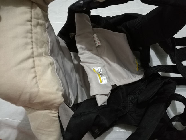 เป้อุ้มเด็ก Combi น้ำหนักเบา