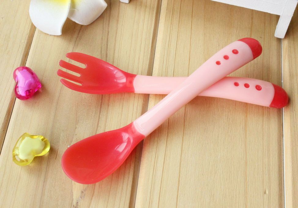 ช้อนส้อมเด็ก ช้อนกินข้าวลูก ช้อนเด็กหัดกิน เปลี่ยนสีตามอุณหภูมิอาหาร NanaBaby