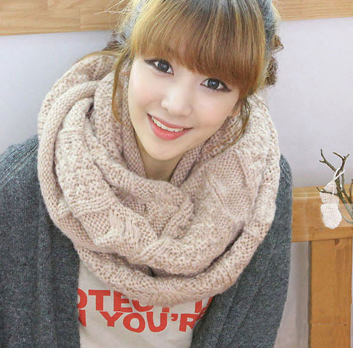 ผ้าพันคอโดนัท ไหมฟูนุ่ม สวยหวาน อุ่นมาก (ของใหม่)