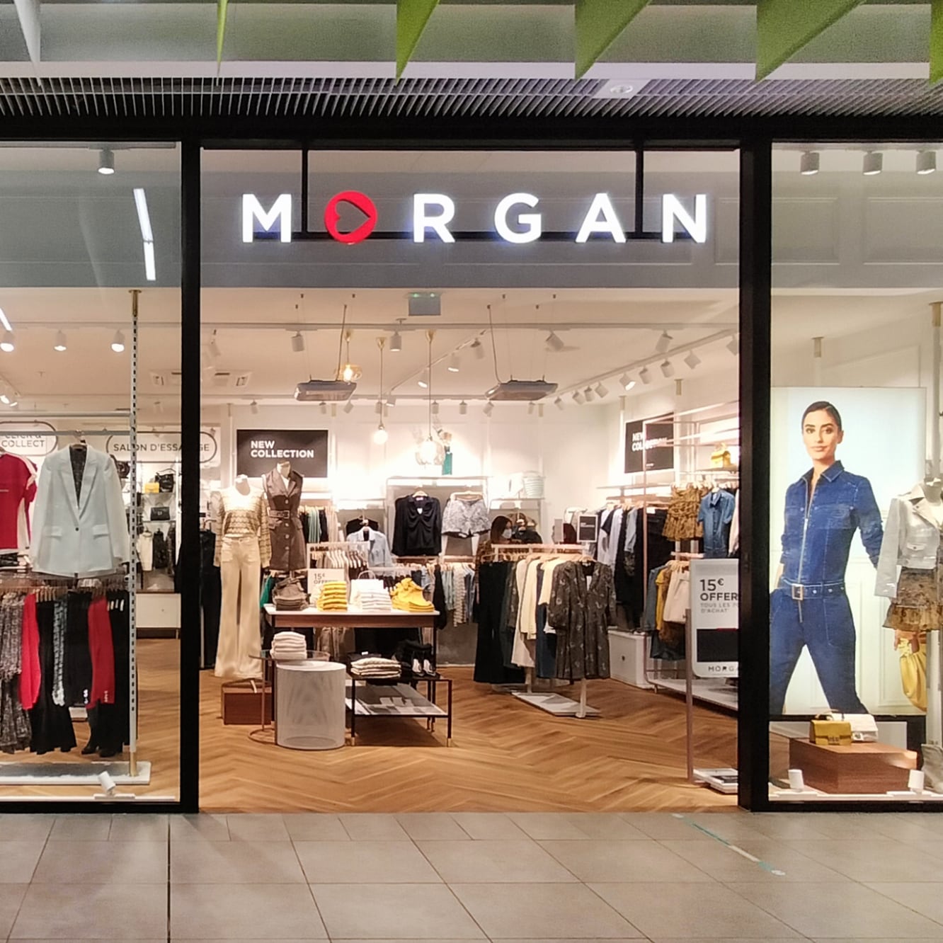 เสื้อแขนกุดไหมพรม MORGAN ไซด์S (ของใหม่)
