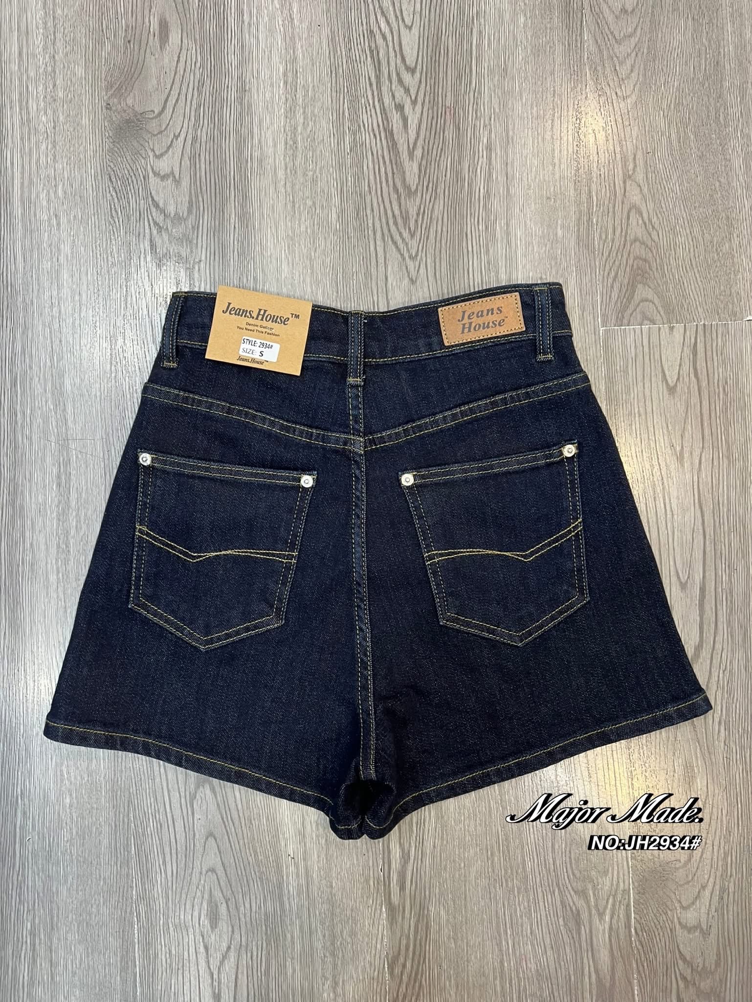 กางเกงยีนส์ขาสั้น เอวสูง ผ้ายีนส์ยืดค่า สีเข้มฟอกสวย เนื้อยีนส์ทอออกมาอย่างดีงาม ยกก้น เก็บพุง เอวเล็ก ใส่สบาย : สินค้าคุณภาพ (พร้อมส่ง)