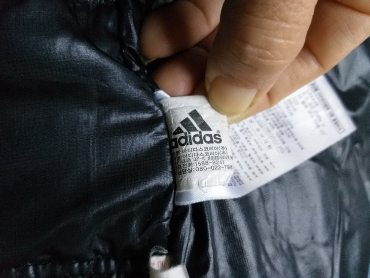 โค้ทขนเป็ด adidas อก 42 อย่างหล่อ เท่มาก